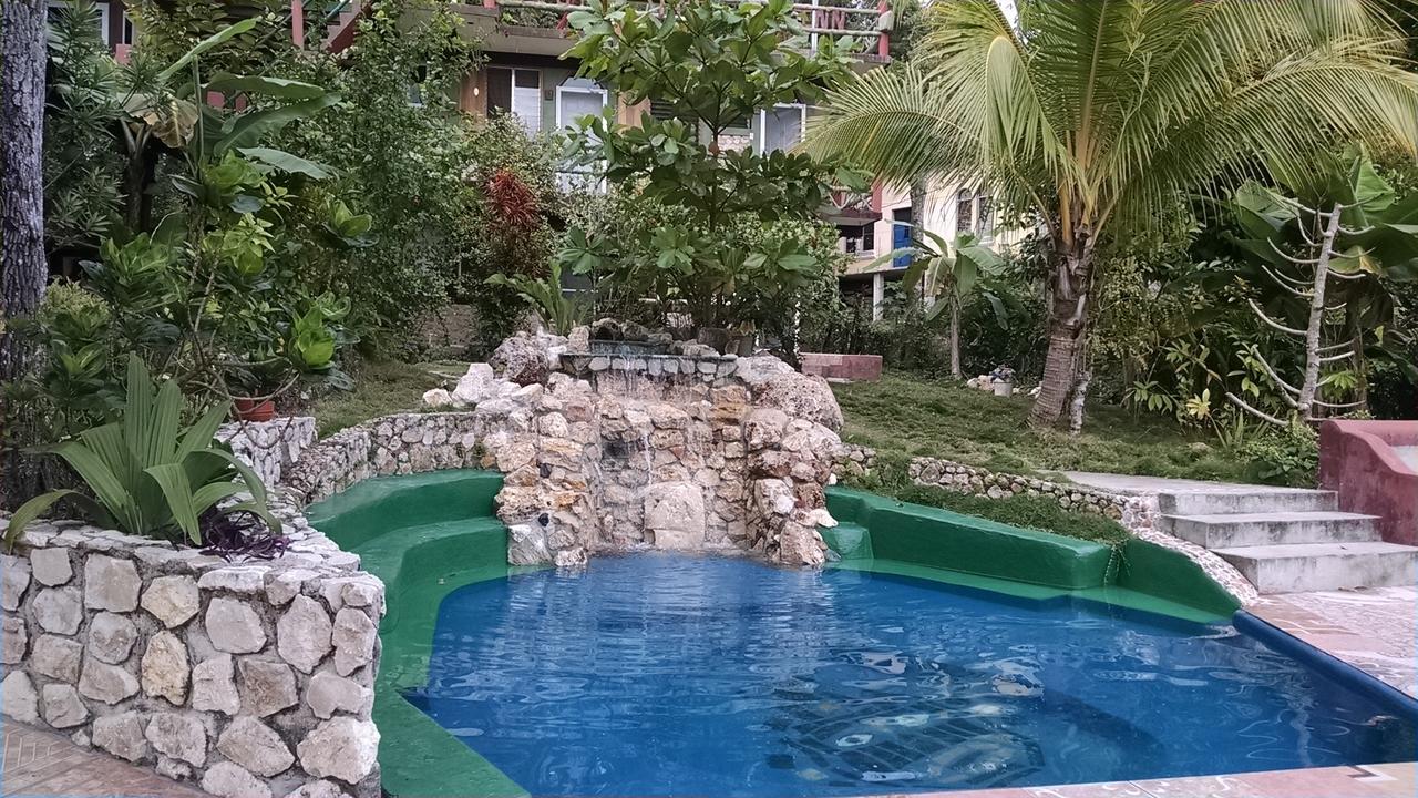 פלורס Zapote Tree Inn מראה חיצוני תמונה